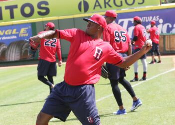 República Dminicana y Venezuela se enfrentan en inicio de la Súper Ronda