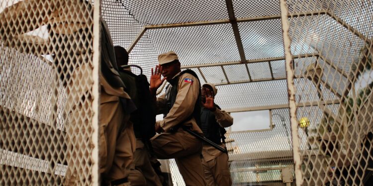 La ONU denuncia condiciones inhumanas y torturas viven presos en Haití
