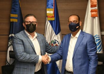 MOPC Y APORDOM acuerdan construir y rehabilitar muelles pesqueros