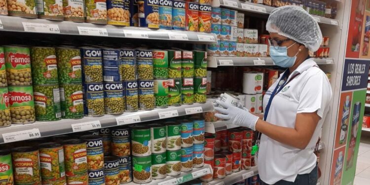 Inspectores de Pro Consumidor están en la calle contra la especulación de precios