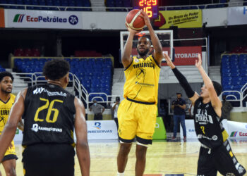 Mauricio Báez disputará la final ante San Lázaro en el TBSDistrito 2021