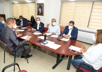 Ministerio de Hacienda se opone a proyecto permitiría retirar el 30% de las AFP