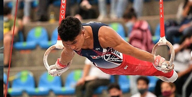 Gimnasta de Santiago gana oro en Panamericano Juvenil de Gimnasia