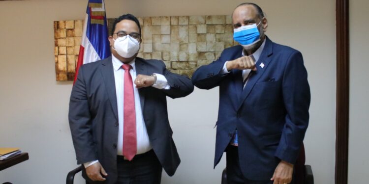 Autoridades regularizarán contratos con fundaciones sin fines de lucro