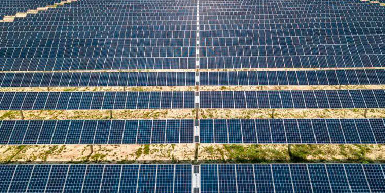 Abinader inaugura la mayor central fotovoltaica de la región