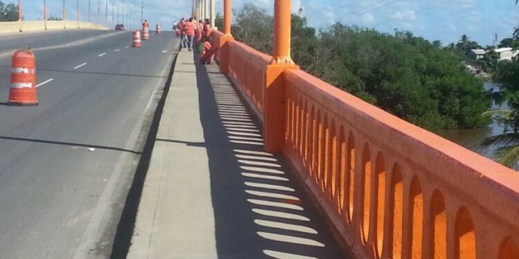 Accidente deja tres personas fallecidas y tres heridas en la Autovía del Este