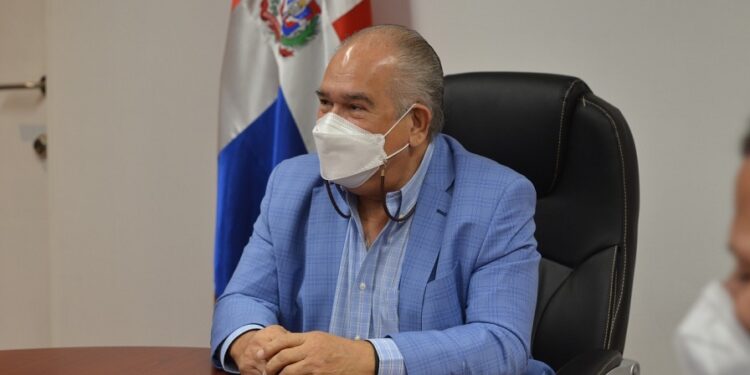 La SISALRIL y las ARS llegan a un acuerdo temporal para coberturas por Covid-19