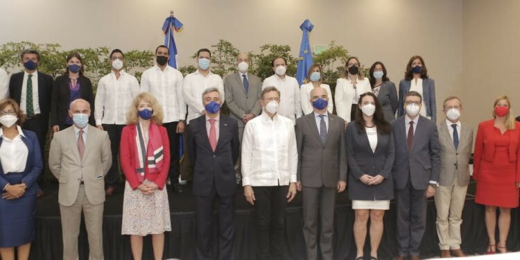 RD ve fundamental apoyo de la UE en las relaciones con Haití