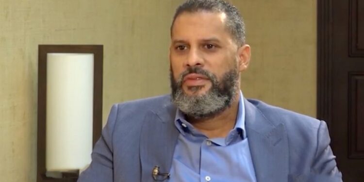 Empresario inmobiliario acusa al fiscal SDE hacer “chanchullo”  para despojarlo de terreno