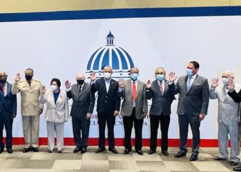 Juramentan 13 miembros en el CONESCYT e incorporan 392 integrantes a la Carrera de Investigadores