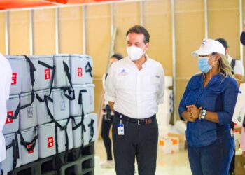 Ministro Bisonó retoma agenda presencial tras superar el covid