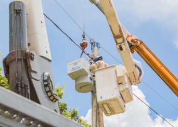 El 98.7% de los clientes de Edesur cuenta con energía eléctrica tras paso de tormenta Elsa