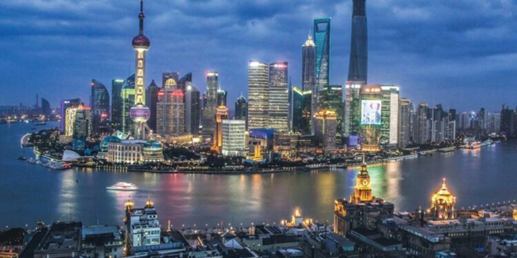 Se derrumba un hotel en China, un muerto y 10 desaparecidos