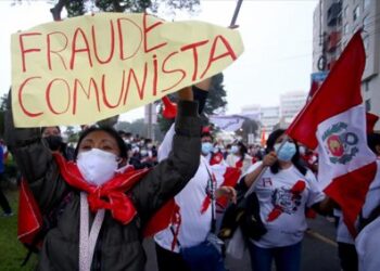 Fujimorismo en las calles contra "consumación del fraude" en elecciones de Perú