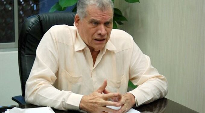 Milagros Ortiz Bosch expresa pesar por deceso de Tirso Mejía Ricart