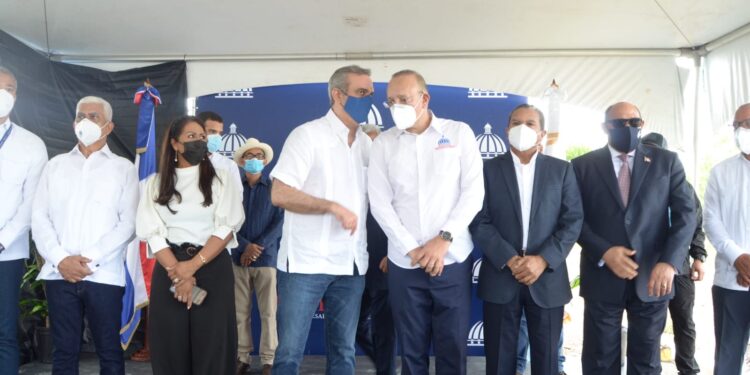 Presidente Abinader deja inaugurado Parque de Zonas Francas de Cotuí