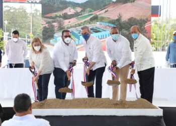 Mal tiempo obliga a Abinader a regresar por tierra a la capital