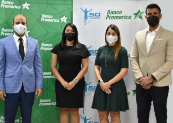 Banco Promerica y Santo Domingo Corre firman alianza