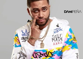 Fiscalía cita a DJ Adoni por realizar caravana violando toque de queda