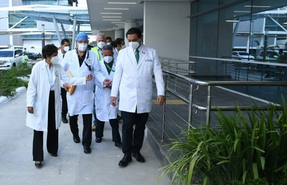 Covid-19: Contagiados ocupan 54 por ciento de camas UCI y 43 por ciento de  ventiladores