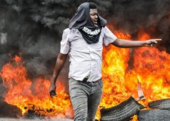 Clima tenso en protestas en Haití en la jornada previa al funeral de Moise