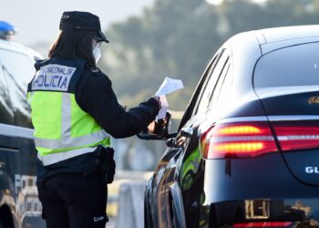 Intervenidos casi 600 permisos de conducir venezolanos falsos y 436 detenidos en España