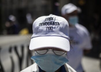 Yoani Sánchez denuncia varios heridos y cientos de detenidos tras las protestas en Cuba