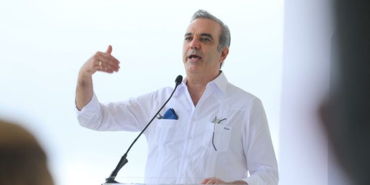 Abinader: Gobierno busca consolidar turismo de RD en primeros puestos del mundo