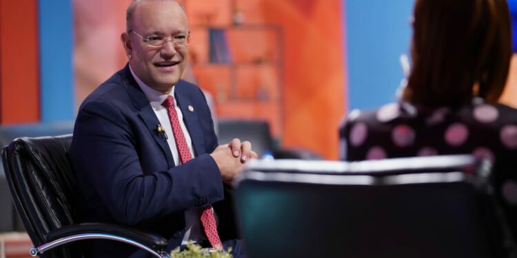 Ulises Rodríguez asegura que RD es conducida por el camino correcto