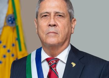 El ministro de Defensa de Brasil niega amenazas a las elecciones de 2022