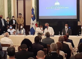 Gobierno incorpora 393 nuevas cooperativas de diversos ramos