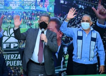 Samaná: Fuerza del Pueblo juramenta a exalcalde Miguel Bezi  y otros ex peledeístas