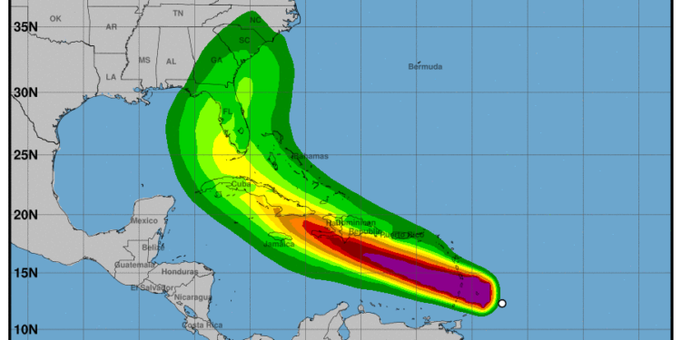 Cuba sigue en alerta por el paso de tormenta Elsa