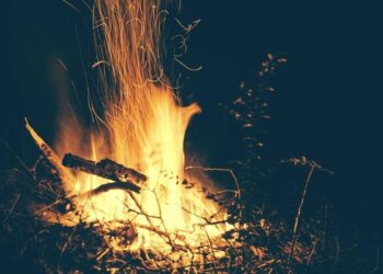 Hacer fuego se difundió culturalmente miles de años antes de lo que se pensaba