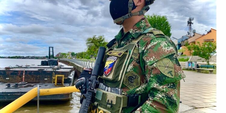 Más de 4.000 personas huyen de sus hogares en Colombia por la violencia de los grupos armados