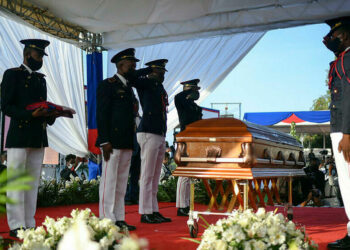 Viuda de Jovenel Moïse pide justicia y señala a oligarcas