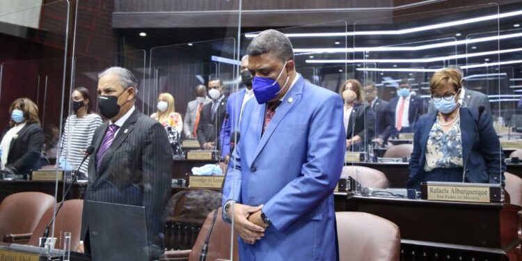 Diputados aprueban proyecto crea Ministerio de la Vivienda