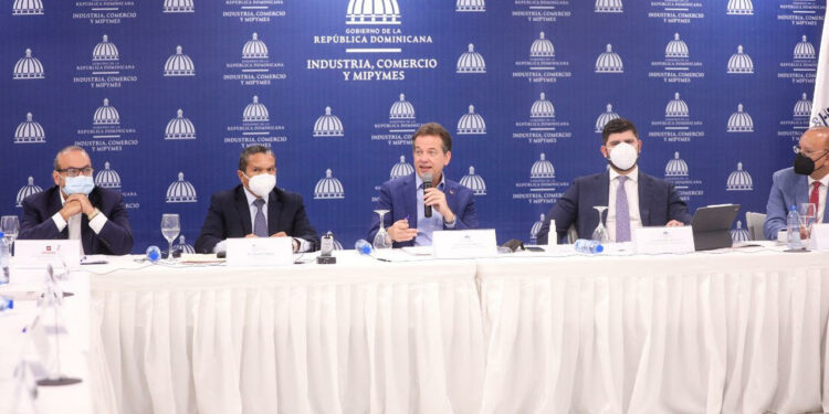 Aprueban instalación de 13 nuevas empresas de zona franca