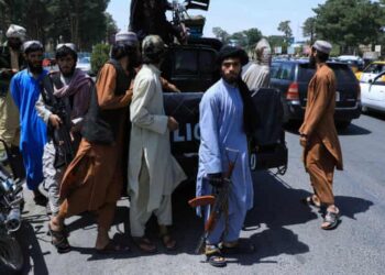 Los talibán anuncian su entrada total en Kabul para "evitar saqueos”