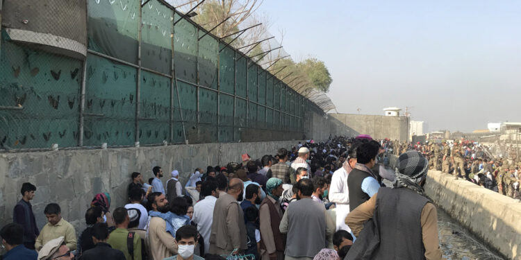 Afganistán: Miedo e incertidumbre en Kabul aunque prevalece paz en la ciudad