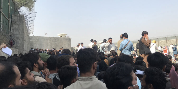 Afganistán: Miedo e incertidumbre en Kabul aunque prevalece paz en la ciudad