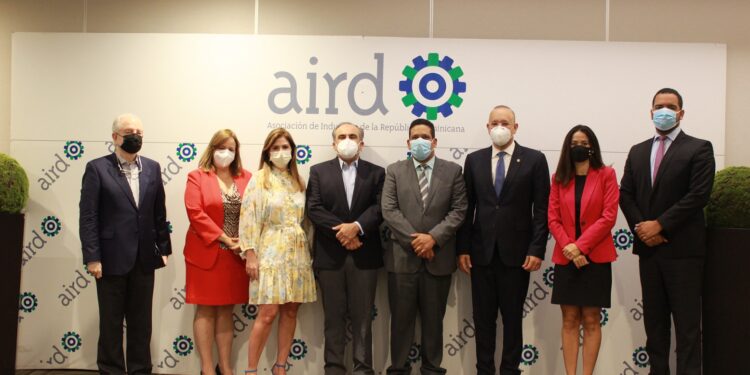 Estos son los logros de compras y contrataciones detallado por Pimentel