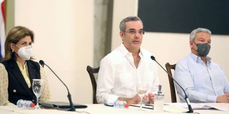 Preocupa al Gobierno ruta aterradora que mantiene el  ciclón tropical 6