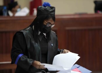 Inicia juicio de fondo contra los que echaron “ácido del diablo” a Yocairi Amarante