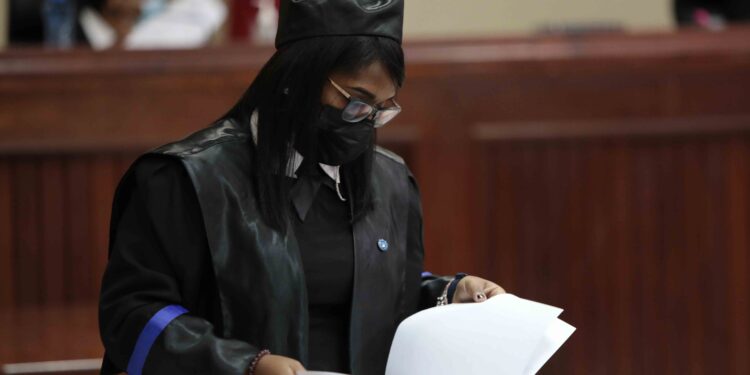 Inicia juicio de fondo contra los que echaron “ácido del diablo” a Yocairi Amarante