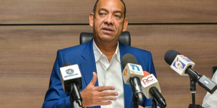 Obras Públicas presenta plan intensivo reparación de puentes