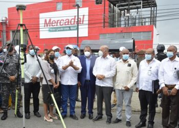 Gobierno inicia proceso para titular sectores de Sabana Perdida