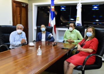 Cerca del 40% niños en RD no se cría en una familia estable