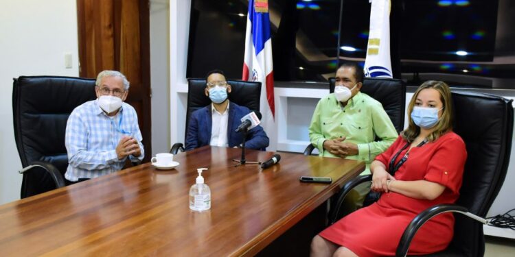 Cerca del 40% niños en RD no se cría en una familia estable