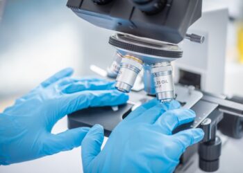 Un médico podría atender hasta cinco pacientes con enfermedades raras y no saberlo